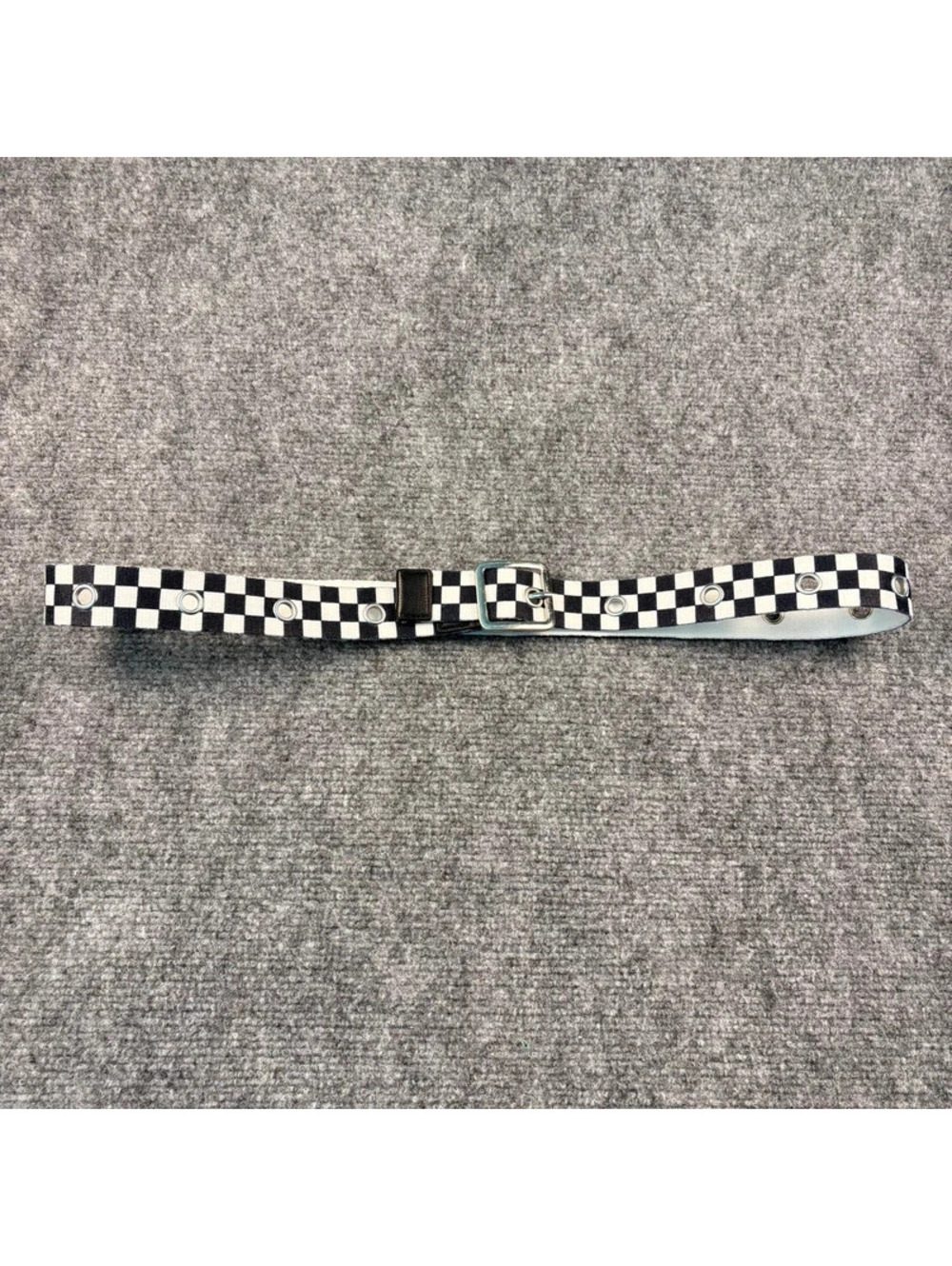 1612 Unisex black and white checkered belt